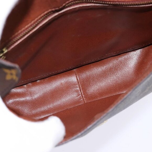 LOUIS VUITTON Monogram Saint Cloud GM Shoulder Bag M51242 LV Auth 144657 - Picture 9 of 16